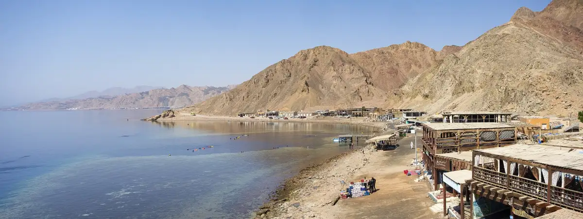 بانوراما ساحل البلو هول في دهب